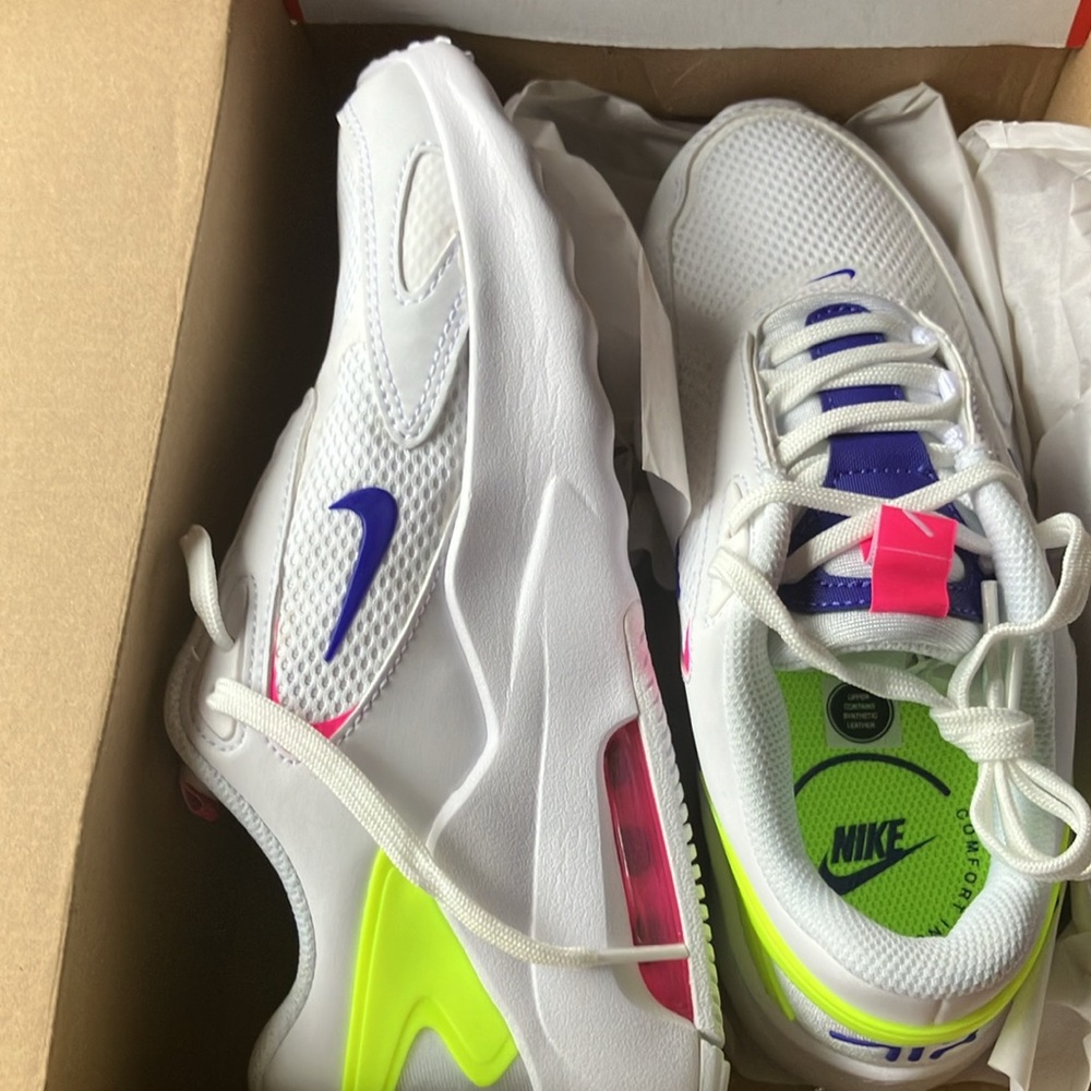 Women’s size 6.5